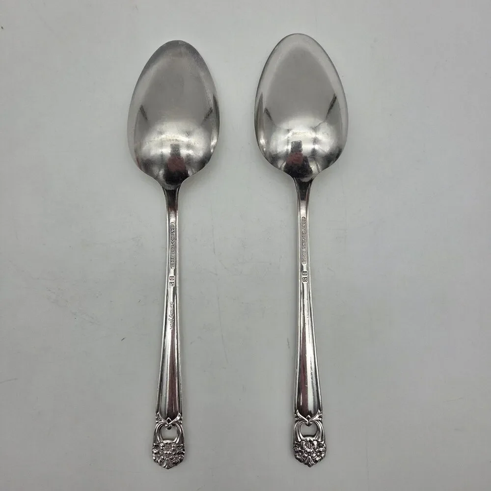 1847 Rogers Bros ETERNALLY YOURS Serving Spoons Set of 2 Tablespoons 8-3/8